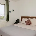 L'escapade Jaune - Jacuzzi, Wi-fi, équipée Сasa de vacaciones