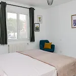 L'escapade Jaune - Jacuzzi, Wi-fi, équipée