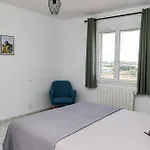 Сasa de vacaciones L'escapade Jaune - Jacuzzi, Wi-fi, équipée *
