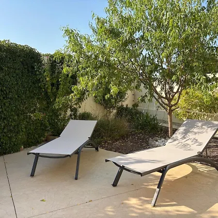 L'escapade Jaune - Jacuzzi, Wi-fi, Equipee カルカソンヌ