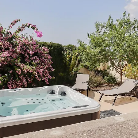 L'escapade Jaune - Jacuzzi, Wi-fi, Equipee 펜션