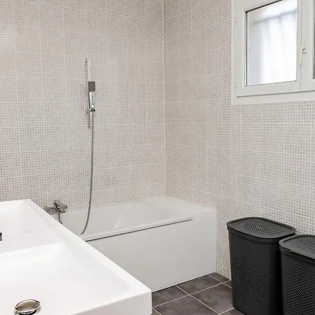 L'escapade Jaune - Jacuzzi, Wi-fi, Equipee Prázdninový dům *