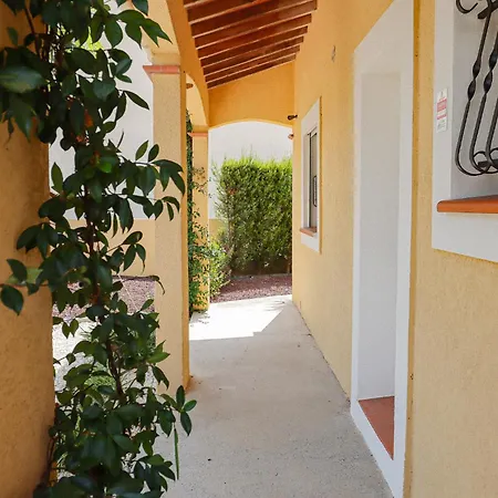 Nyaraló L'escapade Jaune - Jacuzzi, Wi-fi, Equipee *