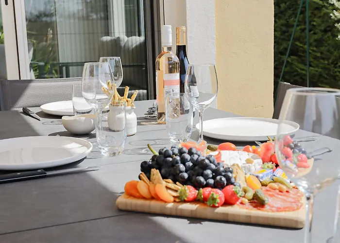 Prázdninový dům L'escapade Jaune - Jacuzzi, Wi-fi, Equipee Carcassonne