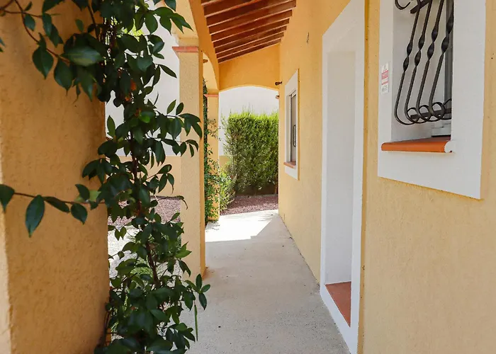 Prázdninový dům L'escapade Jaune - Jacuzzi, Wi-fi, Equipee *